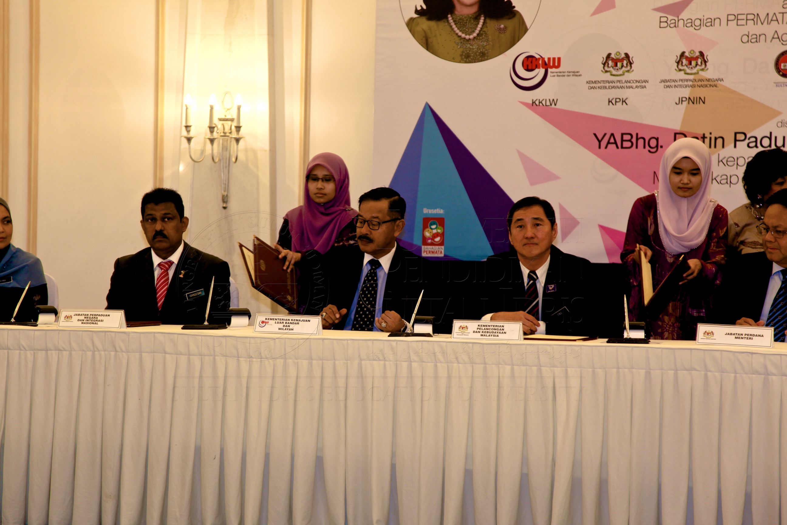 PRO15 172 MOU IMG 0452